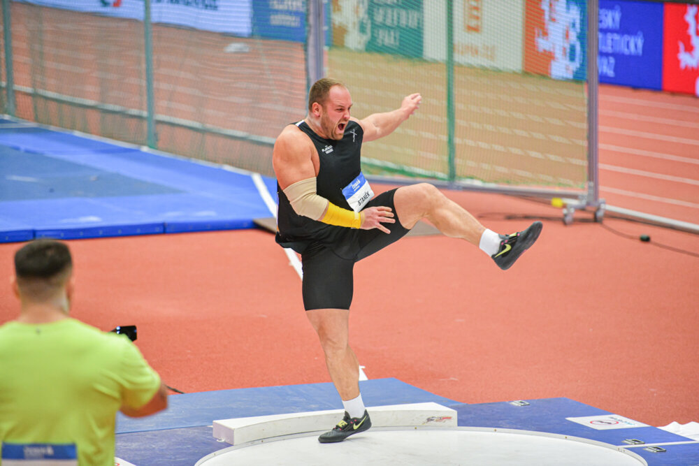 Staněk třetí v Liévin, Ingebrigtsen má hned dva svěťáky