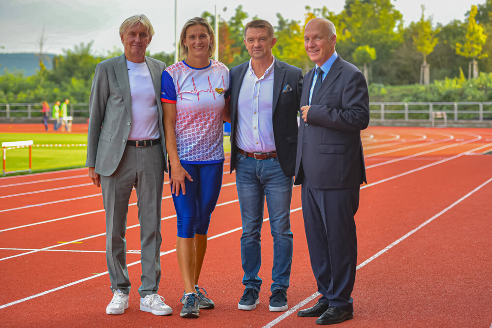 Radotín slavnostně otevřel nově zrekonstruovaný stadion