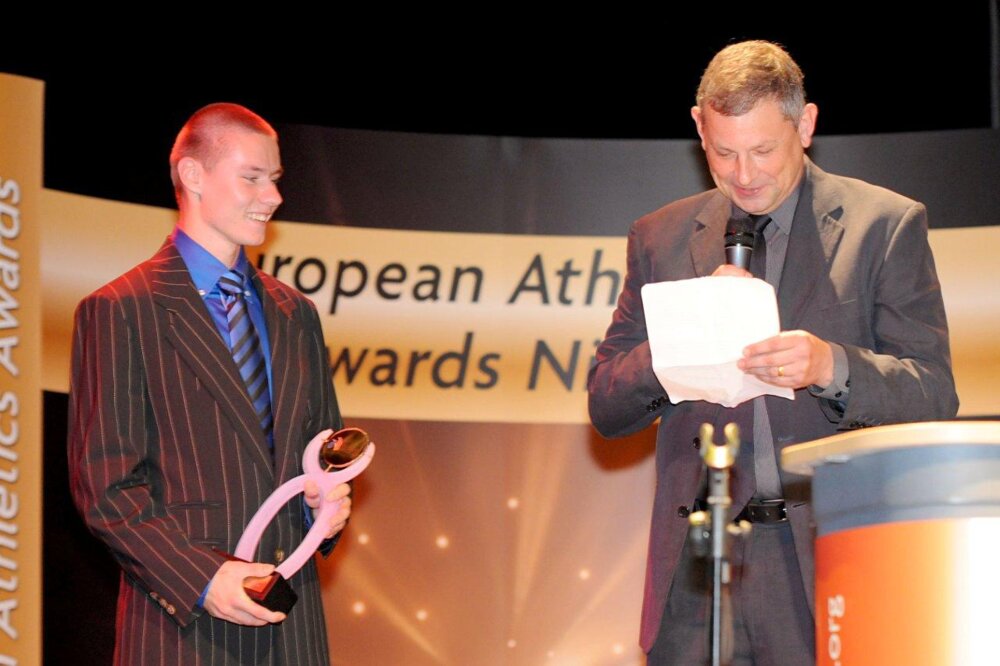 Pavel Maslák převzal cenu pro nejlepší mladou atletickou naději