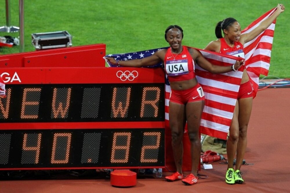 Sprinterky USA přepsaly historii na 4x100 m