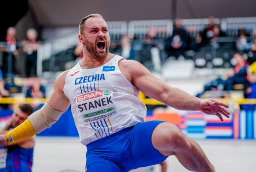 Staněk ovládl kvalifikaci koulařů, Maňasová postoupila v národním rekordu