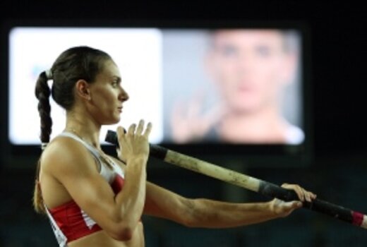 Isinbajevová otevřela sezonu vítězně výkonem 475 cm